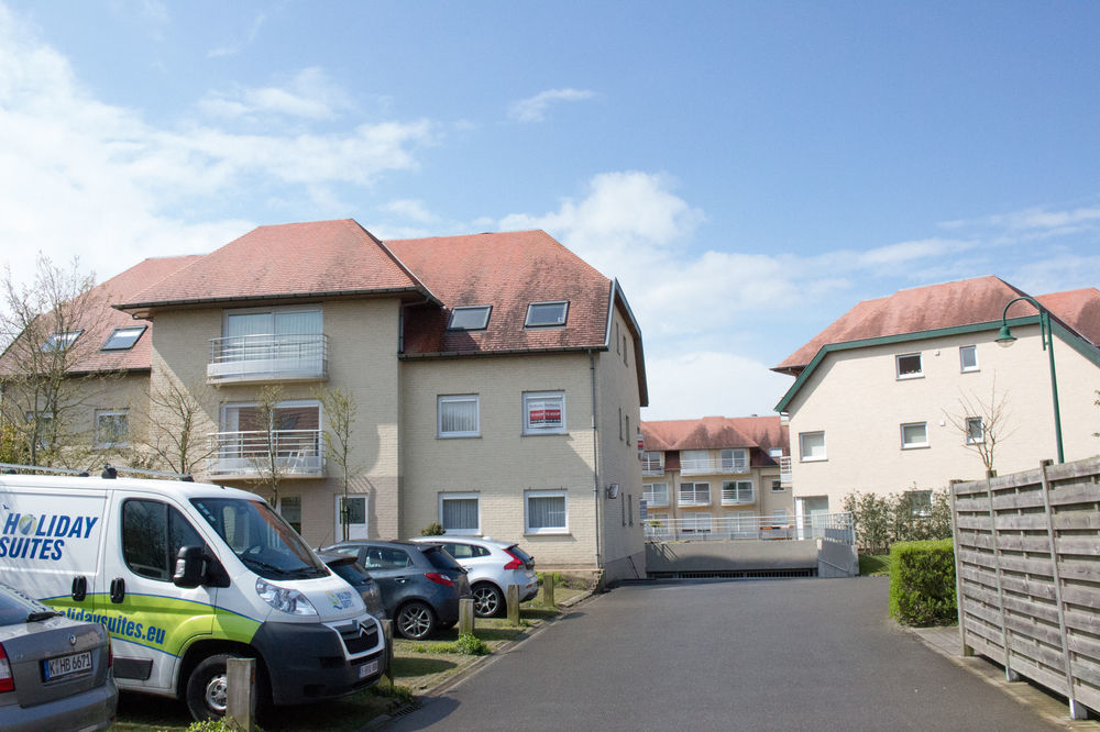 Holiday Suites De Haan Exterior photo