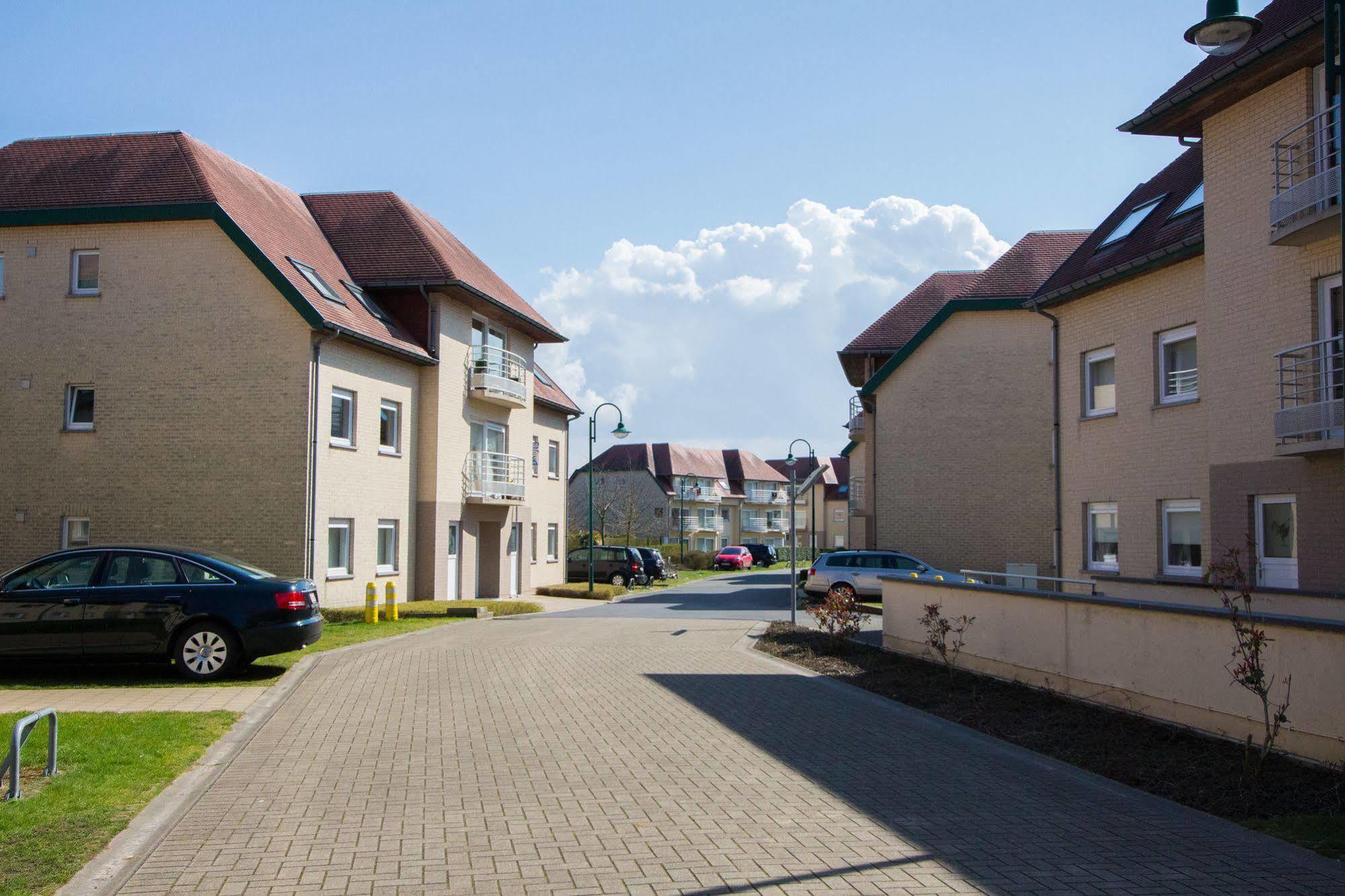Holiday Suites De Haan Exterior photo